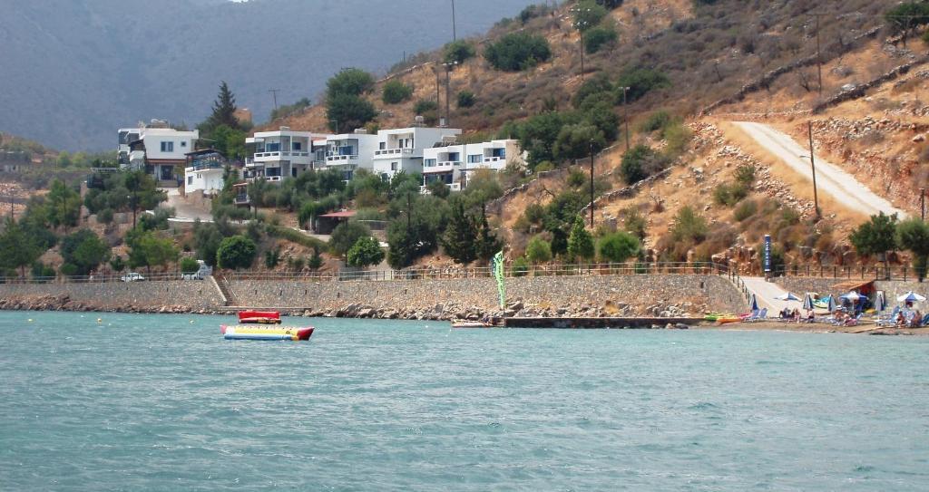 Kavos Bay 3*